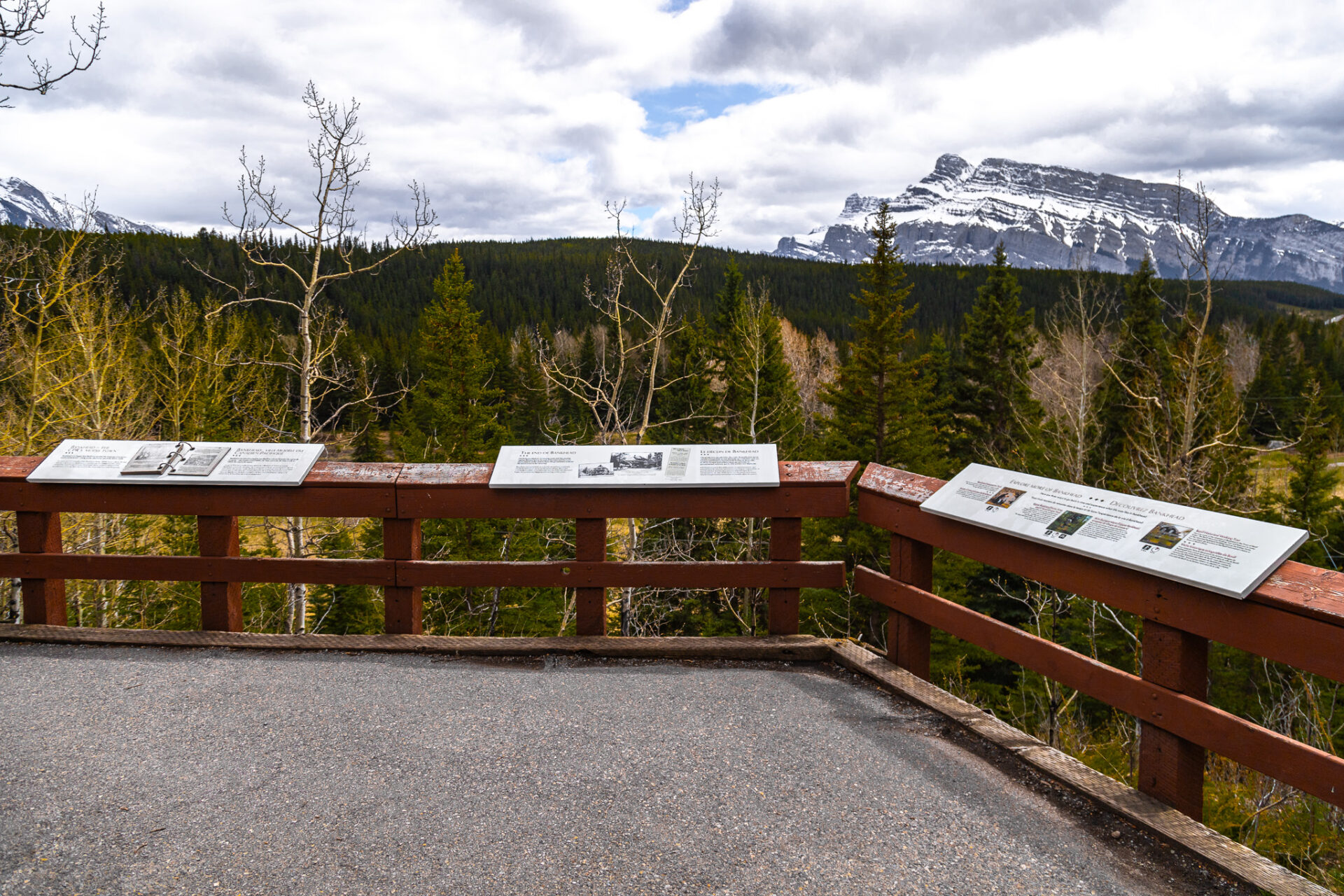 Easy Banff hikes close to town 