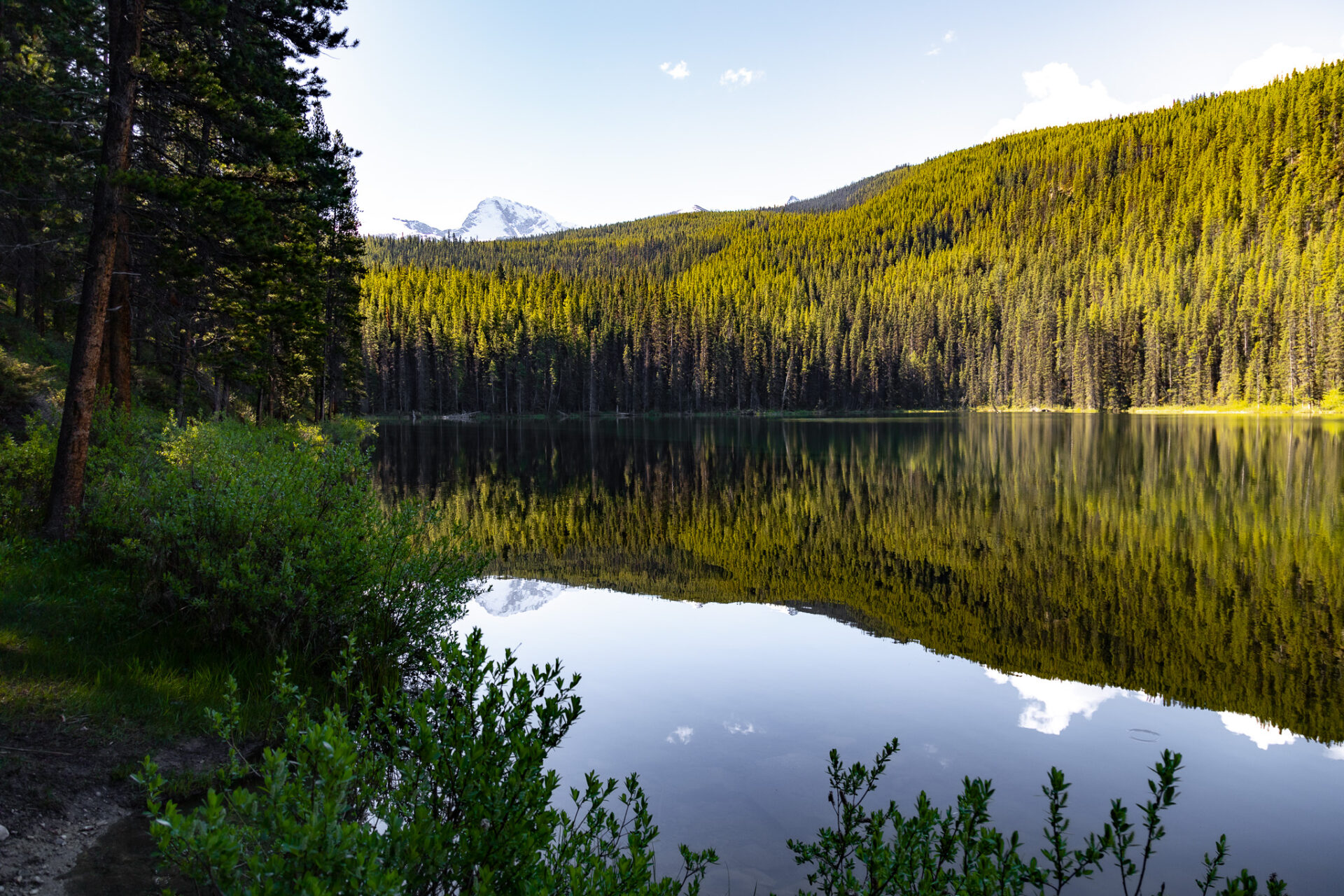 Easy Banff hikes - fishing, running, hiking 