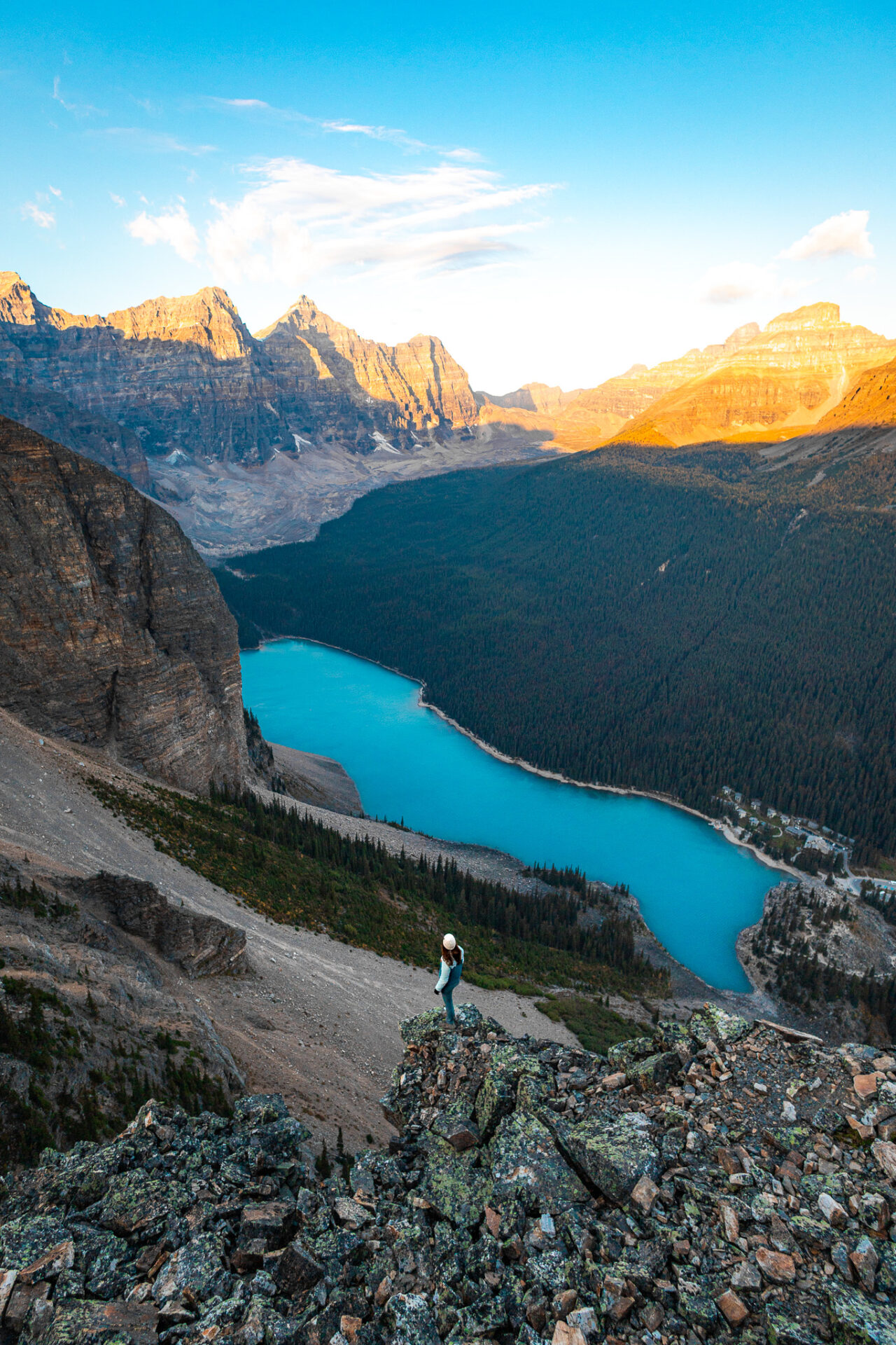 Tower of Babel sunrise - moraine lake scramble