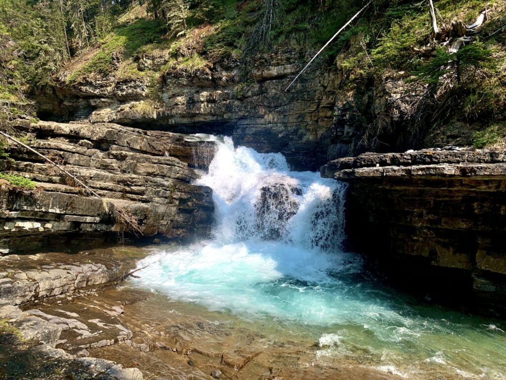 Johnston Canyon Ink Pots hike