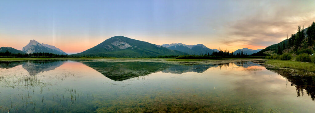 Vermillion Lakes - easy hikes in Banff