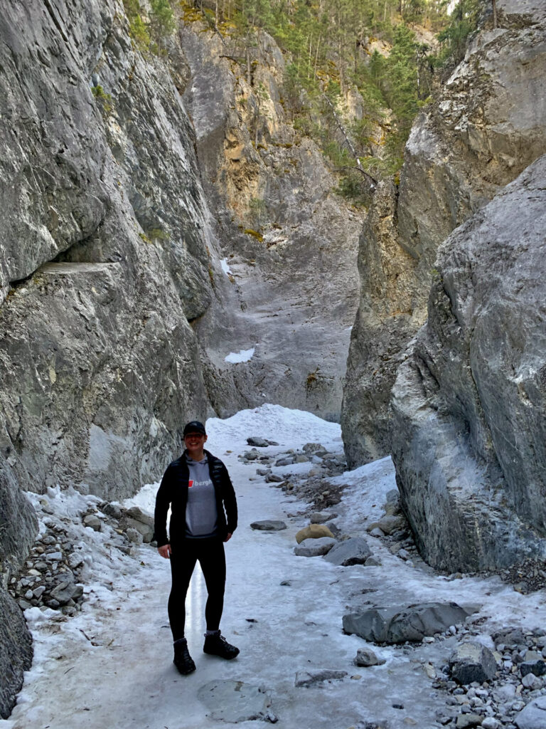 Grotto canyon winter hike