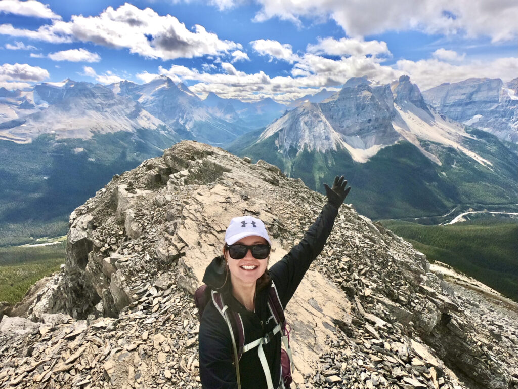 Day trip to Yoho National Park - Paget Peak summit 