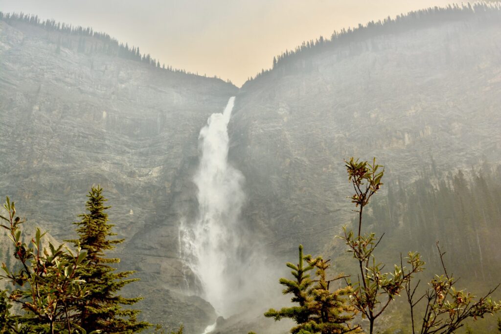 Day trip to Yoho National Park - Takakkaw Falls