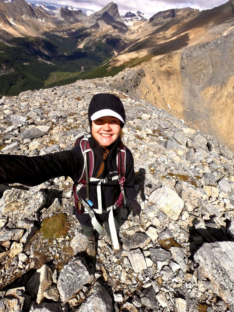 Day trip to Yoho National Park - Paget Peak 