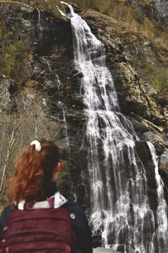 Brekkefossen, Flåm