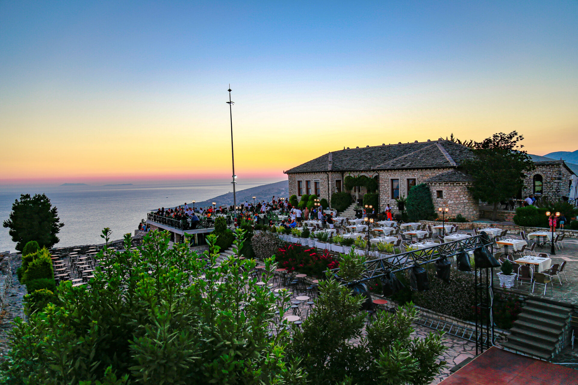 Lekuresi Castle, Saranda