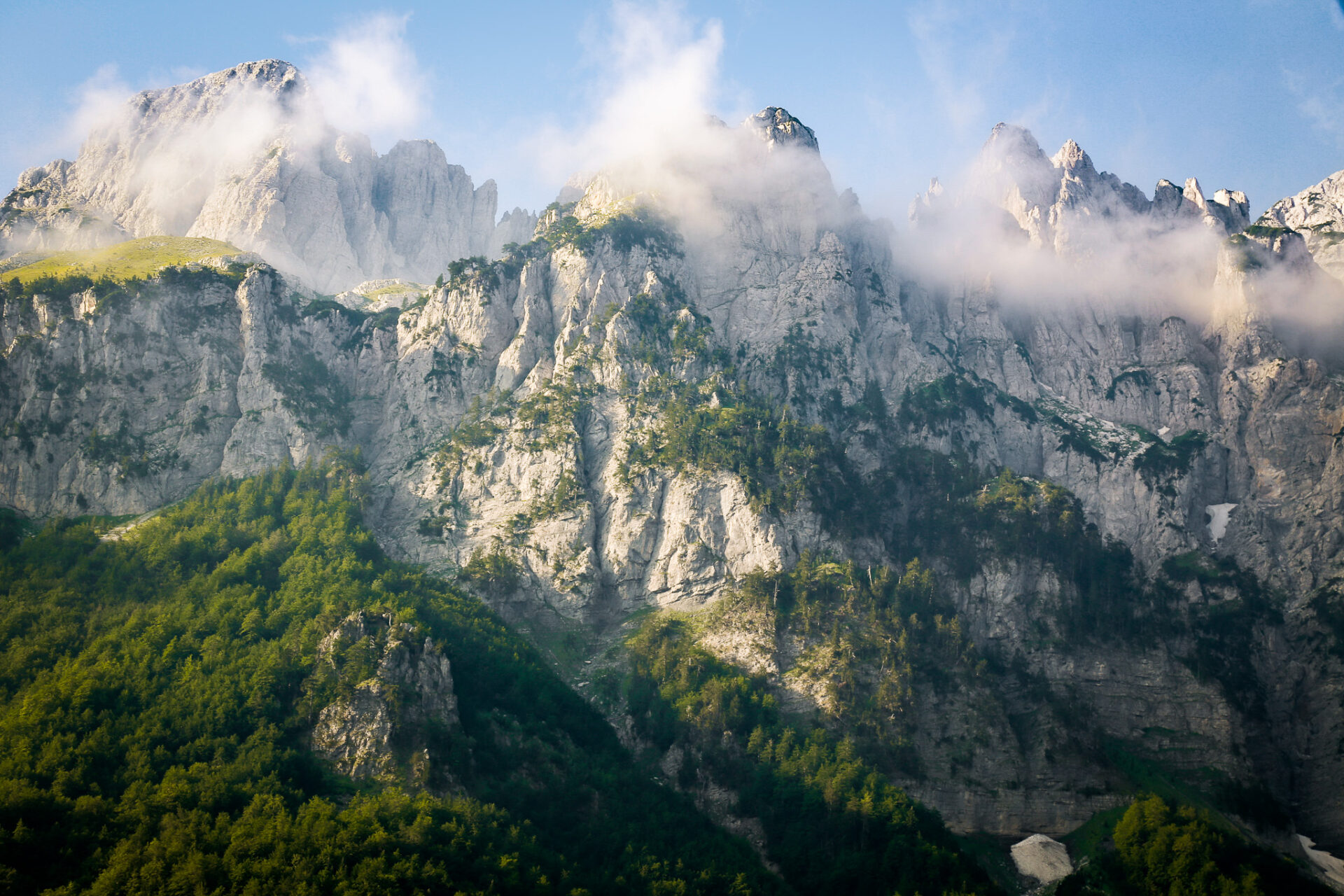 1 week Albania itinerary north - Valbona to Theth hike