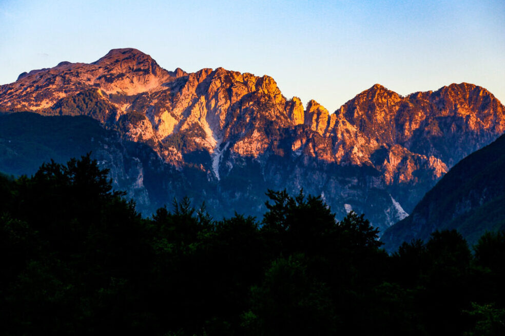 sunset in theth - valbona-theth hike