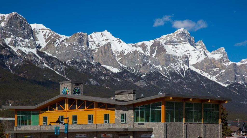 best budget hotel in Canmore