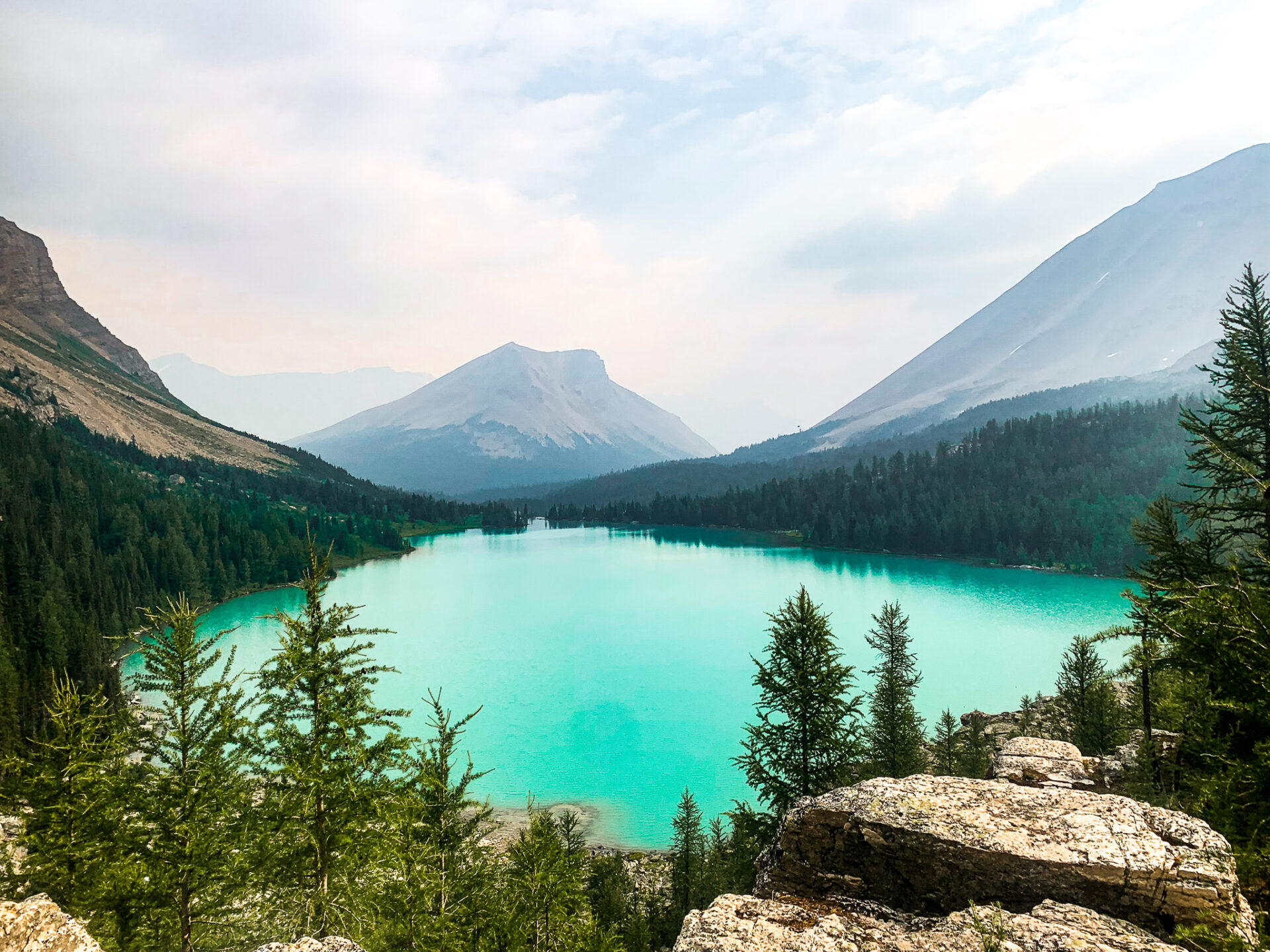 Lake Louise backcountry hikes - Skoki Loop