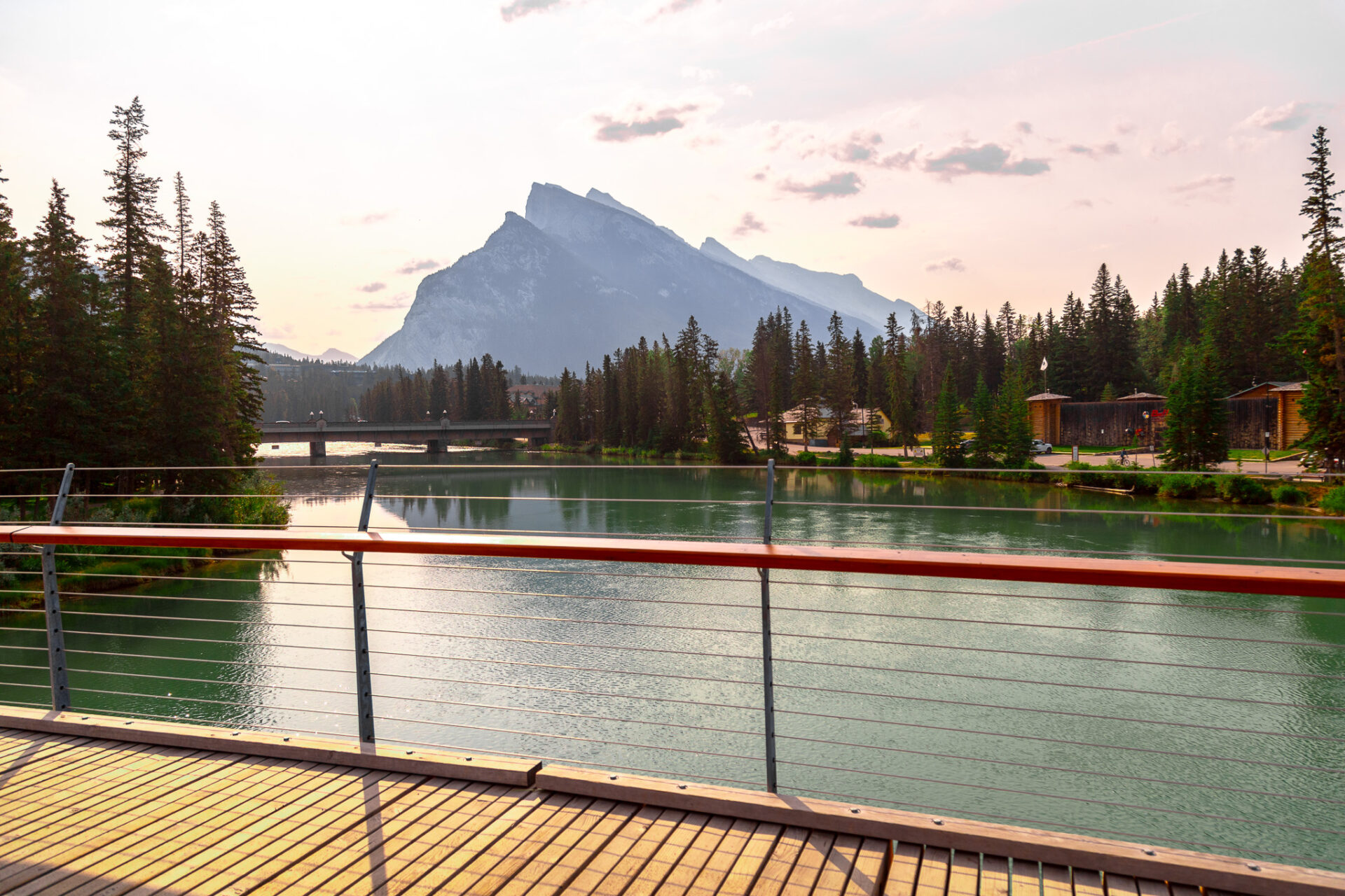 Places you can walk in Banff without a car