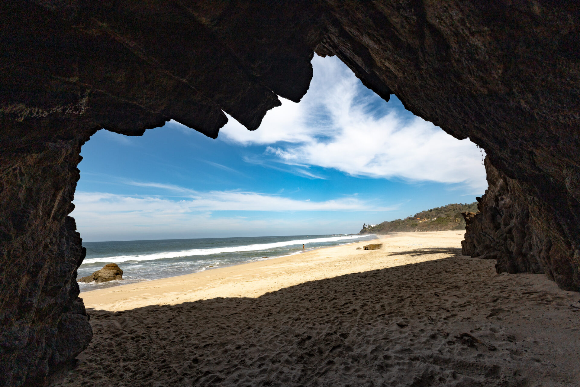 Large cave beaches in Sayulita 