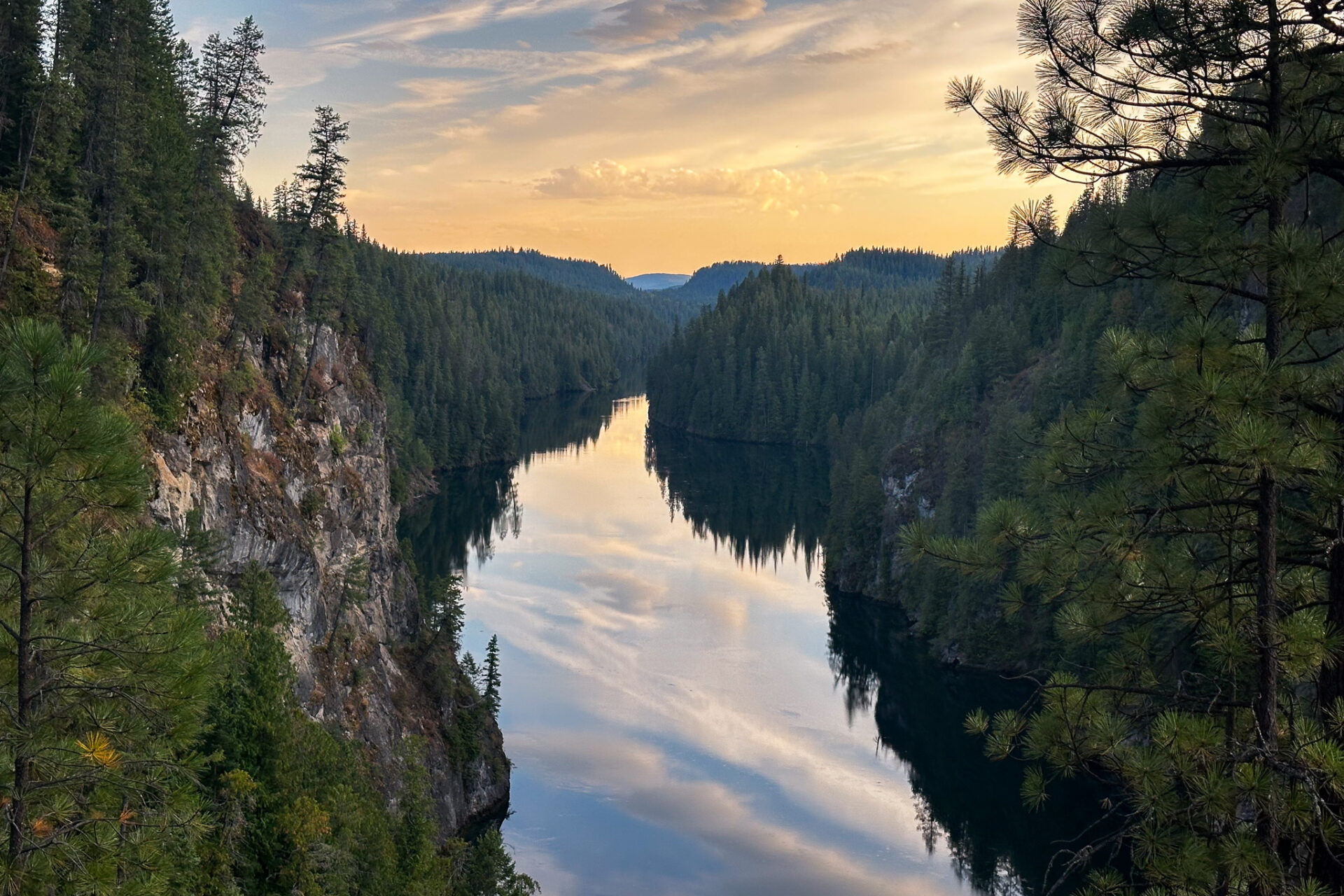 Riverside Overlook Canyon, Pend Oreille River - Metaline Falls